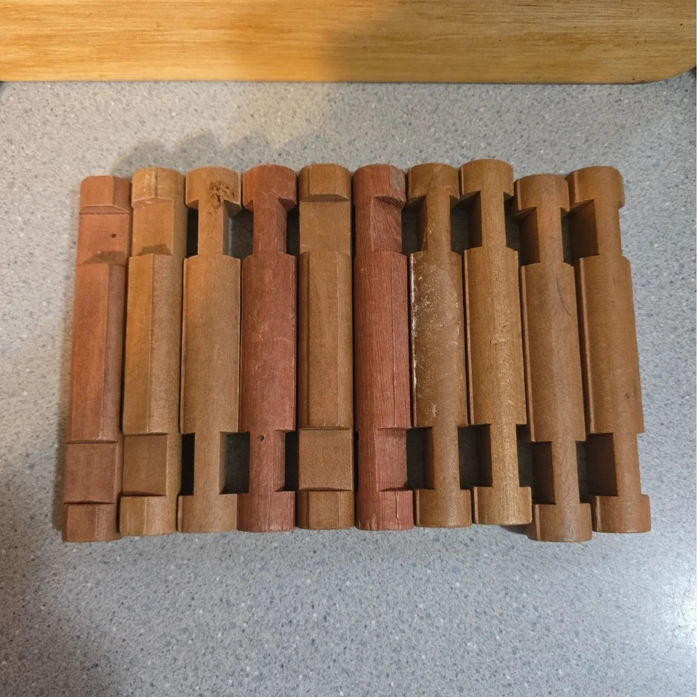 Playskool Lincoln Logs Set With Windows, Roofs And Multiple Size Blocks Vintage